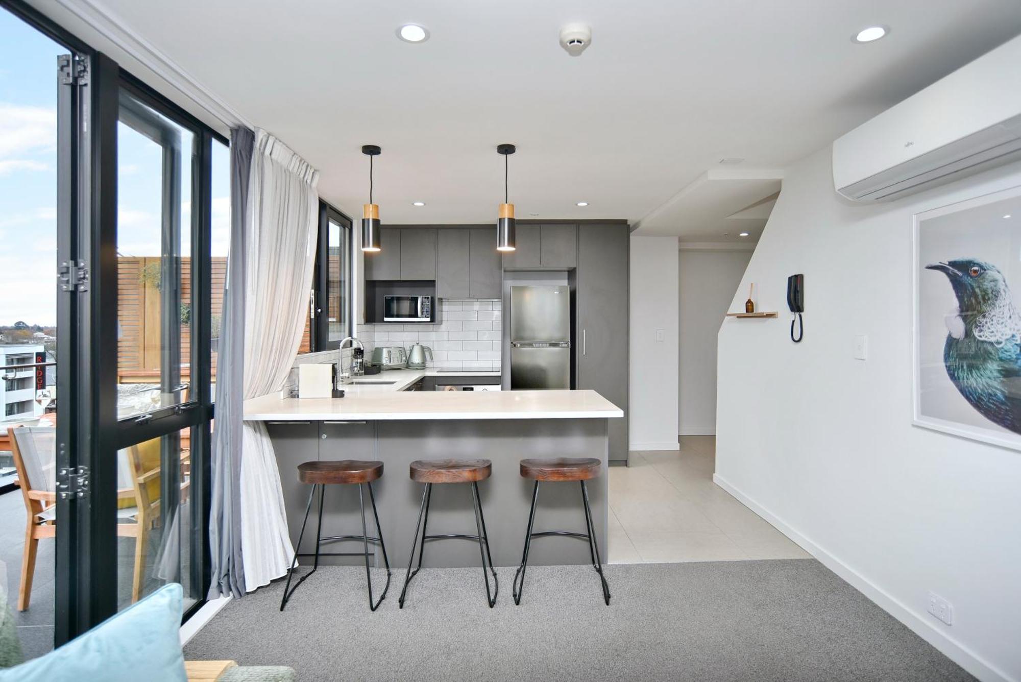 Latimer Loft - Christchurch Holiday Homes Exterior foto